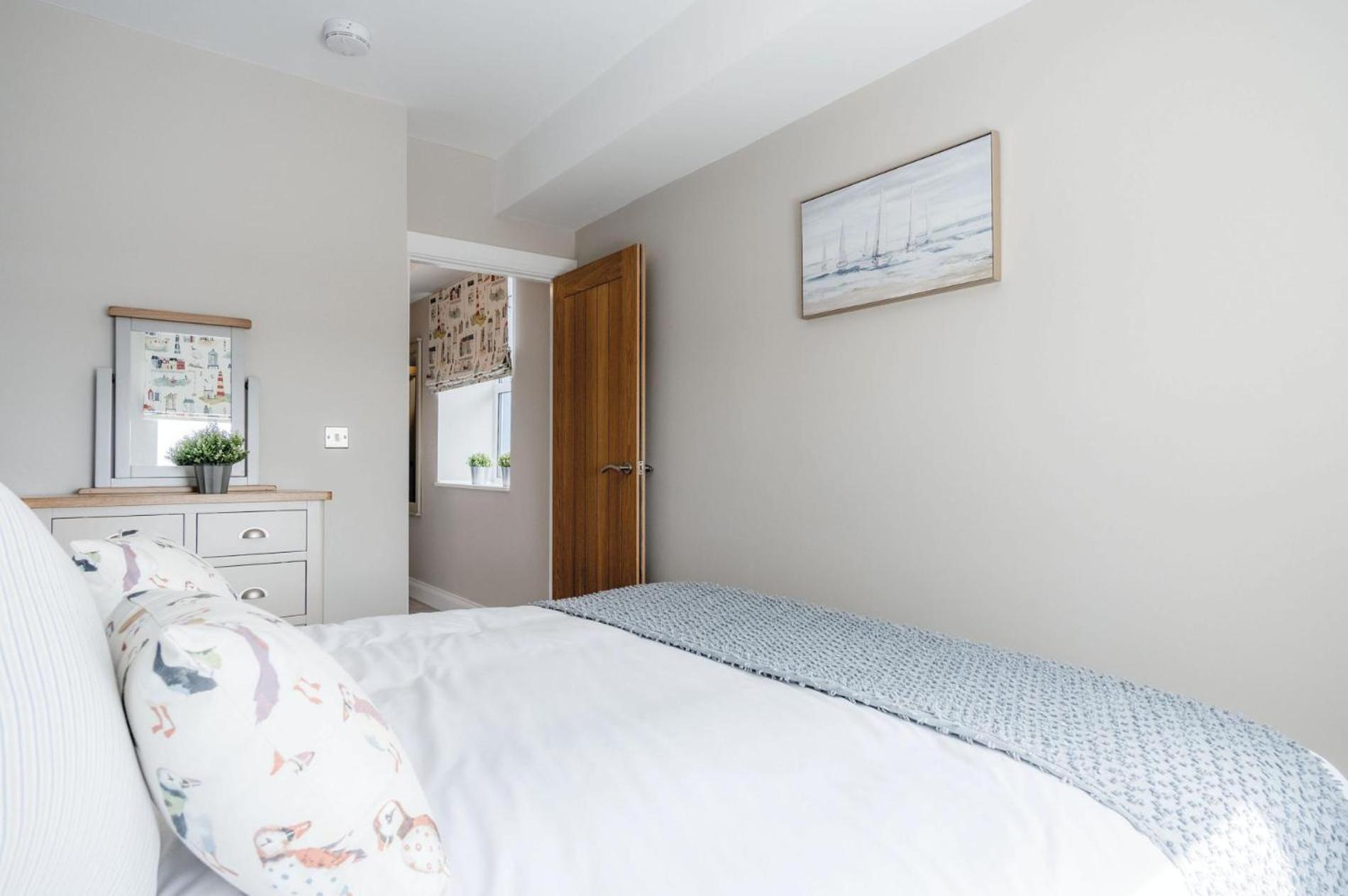 Harbour View - 2 Bedroom Apartment - Milford Haven Extérieur photo