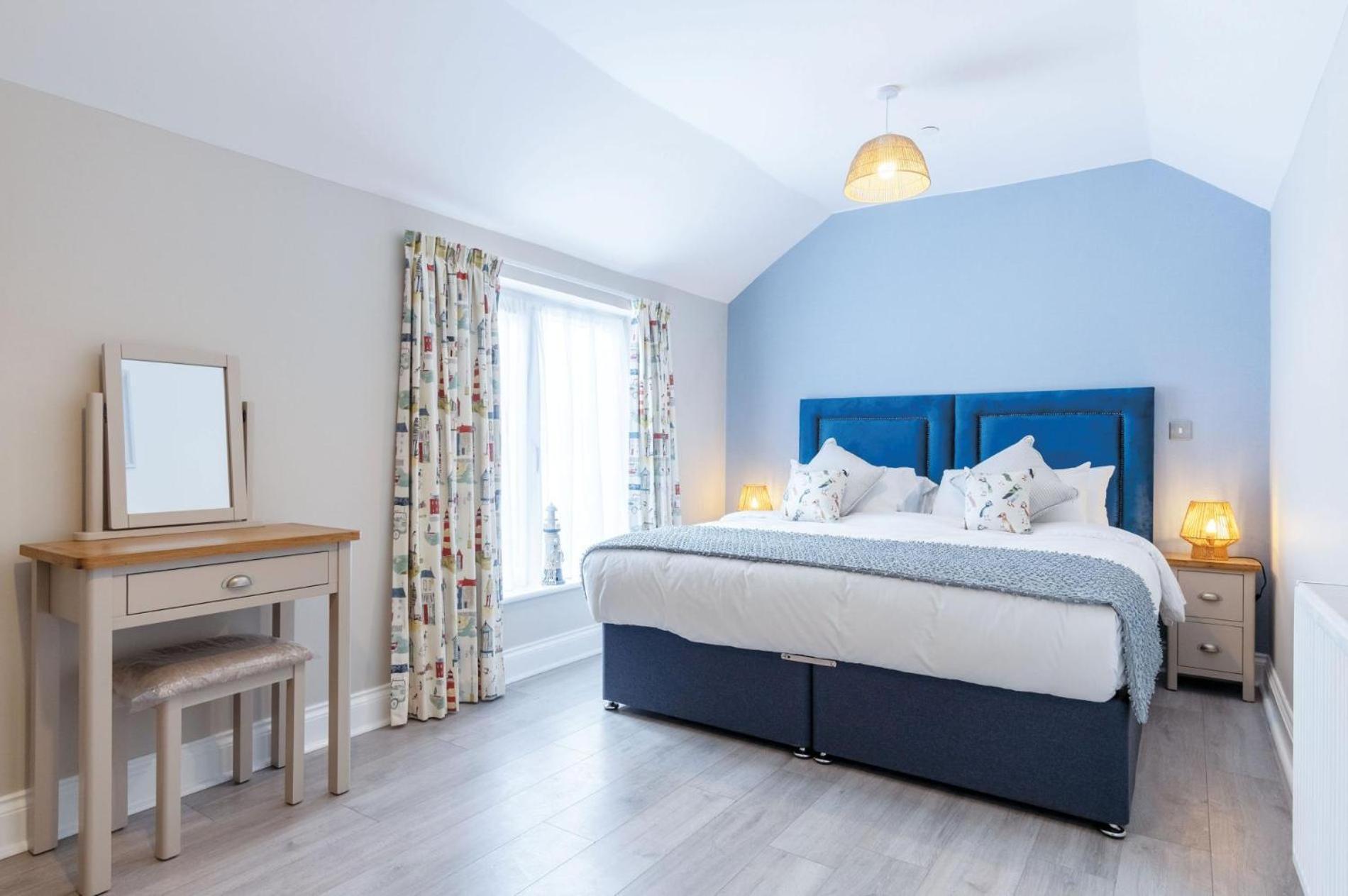 Harbour View - 2 Bedroom Apartment - Milford Haven Extérieur photo