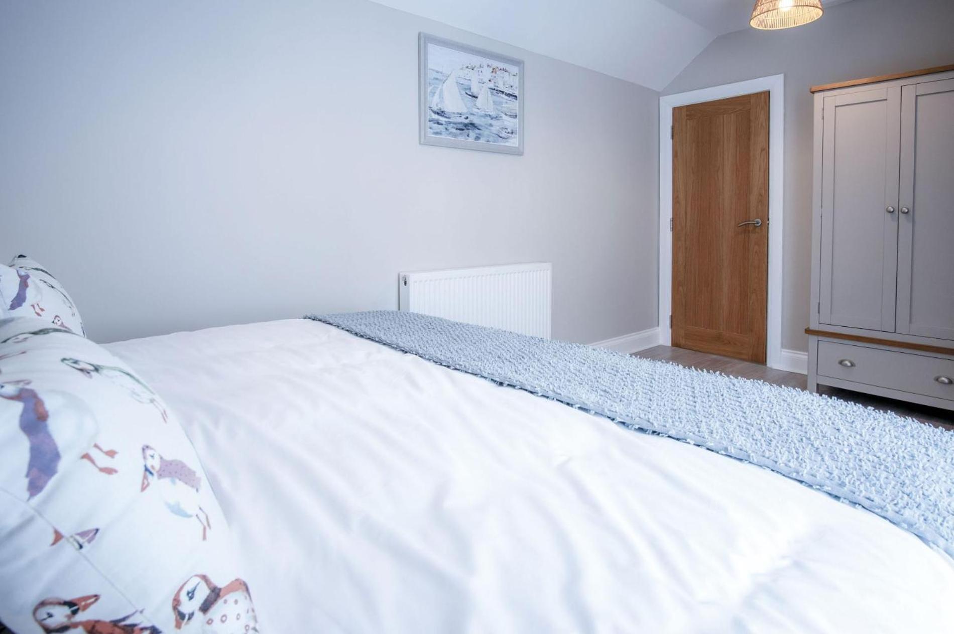 Harbour View - 2 Bedroom Apartment - Milford Haven Extérieur photo