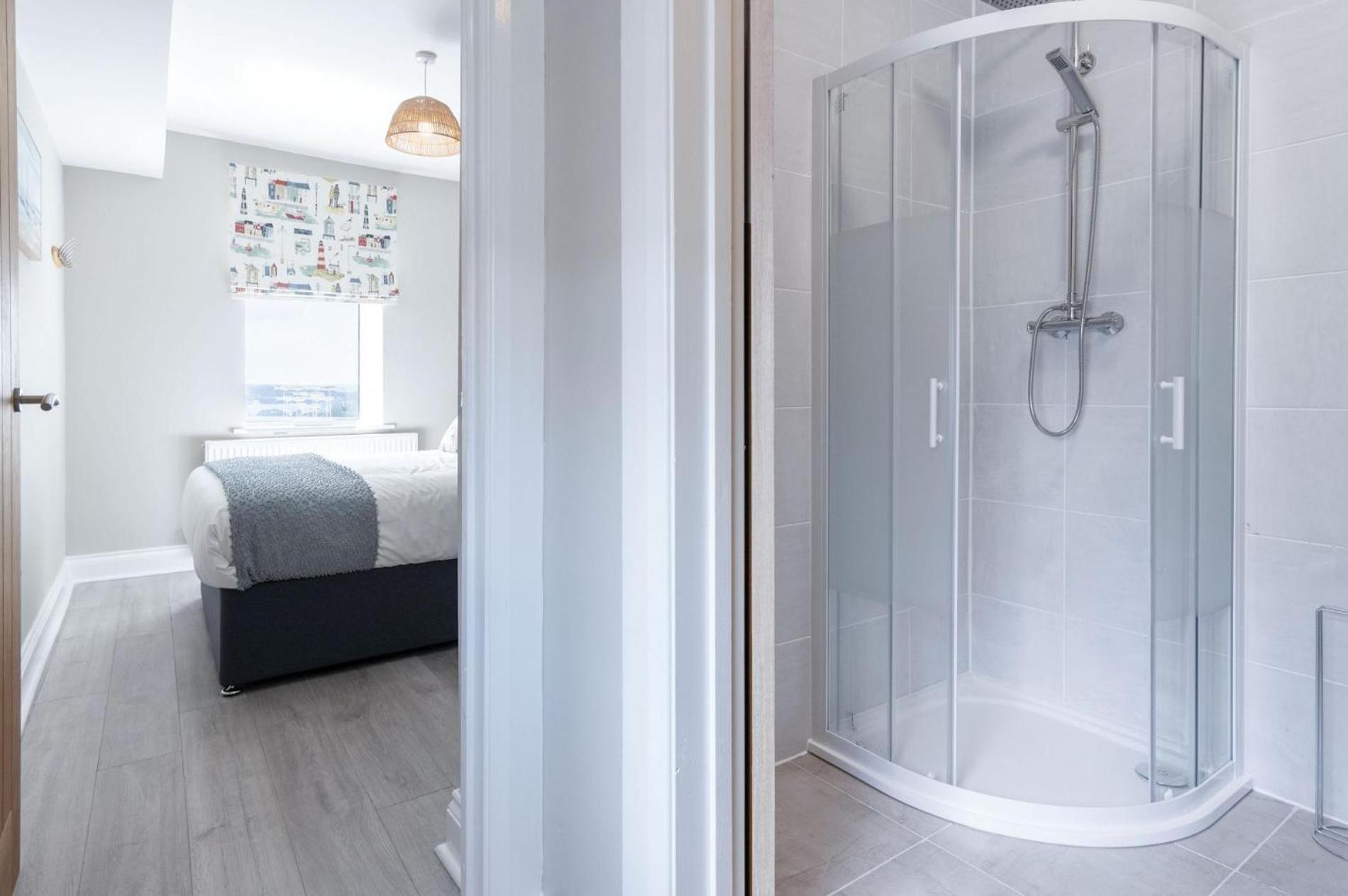 Harbour View - 2 Bedroom Apartment - Milford Haven Extérieur photo