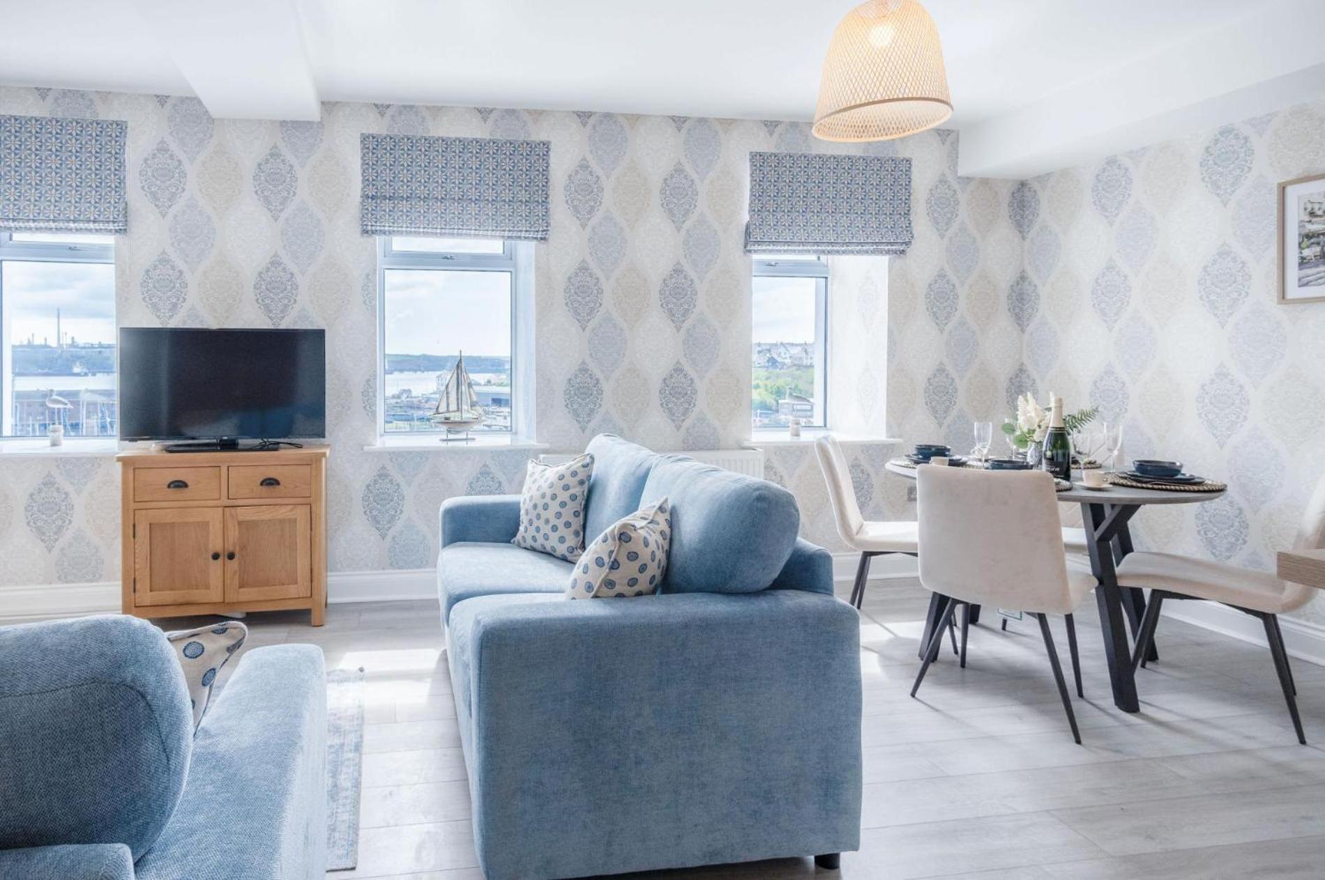 Harbour View - 2 Bedroom Apartment - Milford Haven Extérieur photo